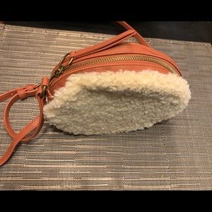 Faux fur circle crossbody